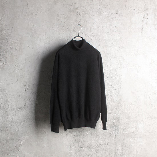 Ex-club by renown cashmere turtle neck knit