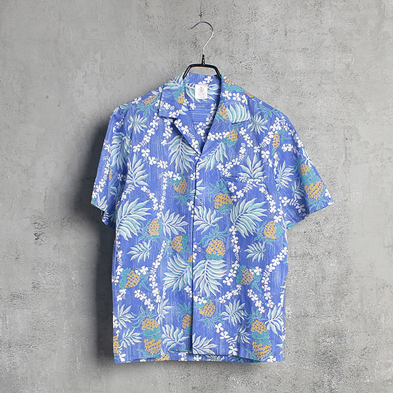 ROYAL CREATIONS aloha shirts