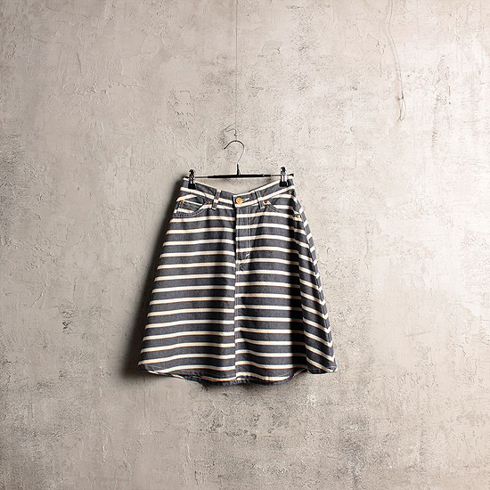 2013 LEE stripe flare skirt (25.1 inch)